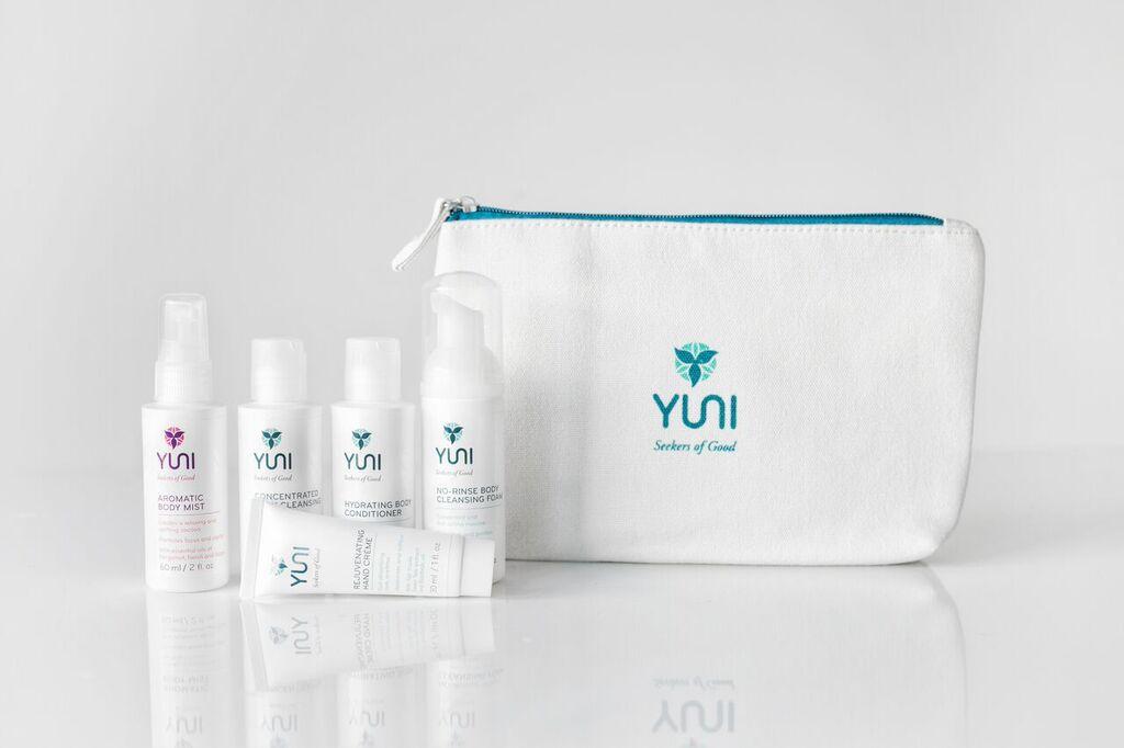 Travel set