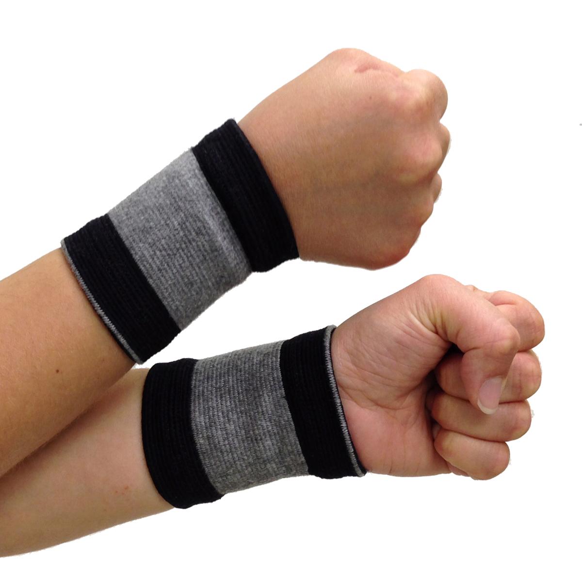 Self-Warming Wrist Band (pair)