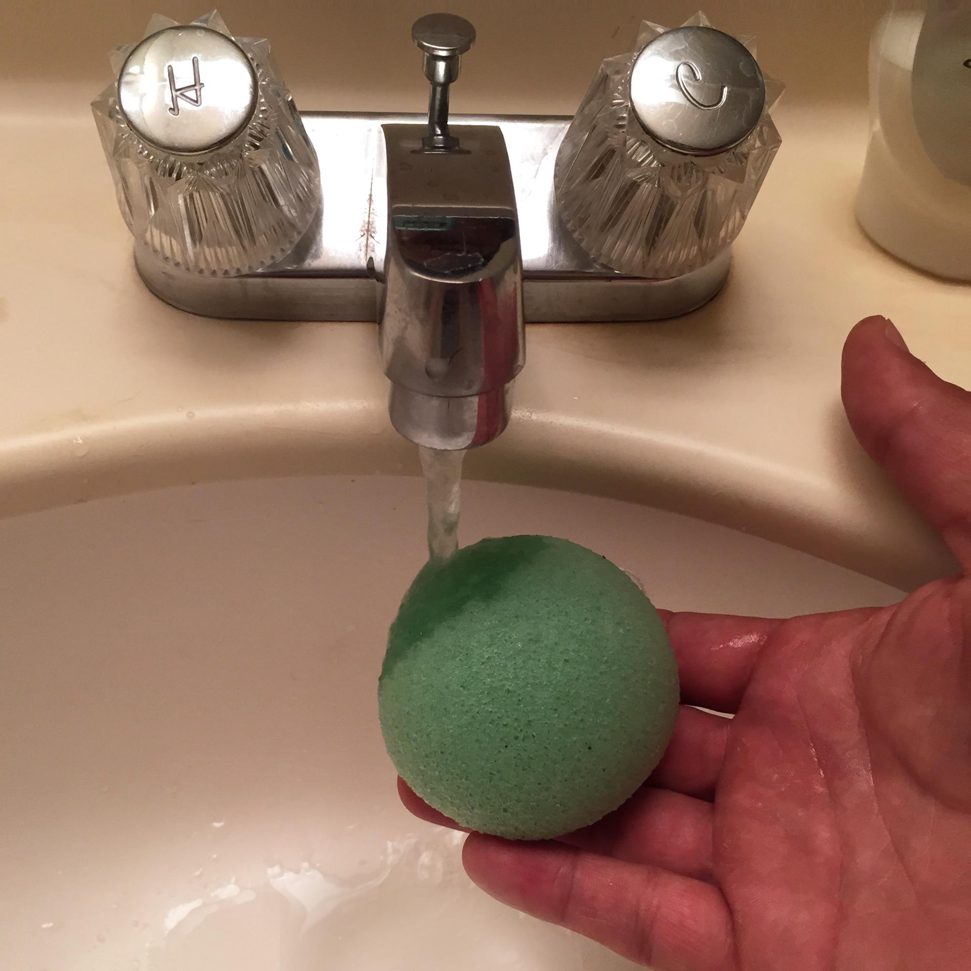 Green Tea Konjac Sponge | Antioxidant Rich & Exfoliating - image 2