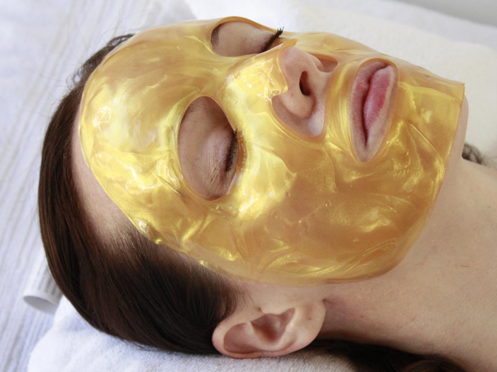 Sleeping Beauty Gold Facial Hydrogel Masks (Box of 5) - Celebrate our launch with 50% off! - image 4