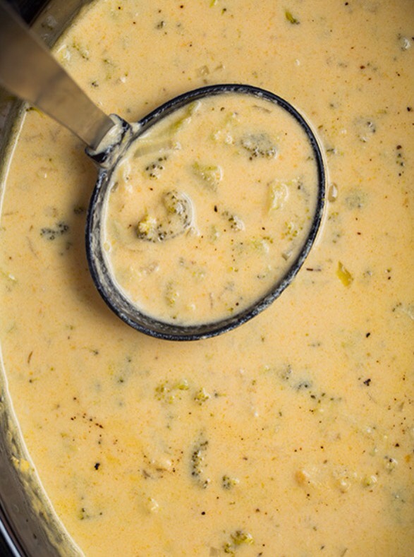Slow Cooker Broccoli Cheese Soup