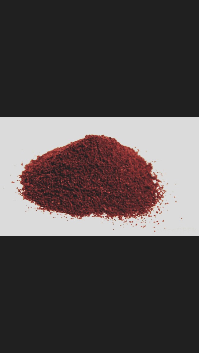 Get 3 tablespoons of ground coffee beans