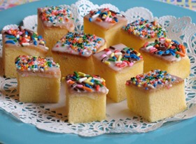 Aurora's Tiny tea cakes