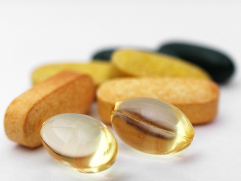 MULTIVITAMINS
Taking multivitamins will help ensure you’re not missing any essential nutrients. The multivitamin you choose should be vitamins C, A, E and K as well as the B-complex vitamins. These vitamins are all important to skin health. Choose a formula that includes minerals for healthy skin