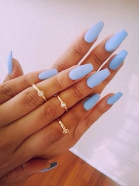 It may be more difficult to pull off makeup of this colour, but it's near impossible not to rock the nails!