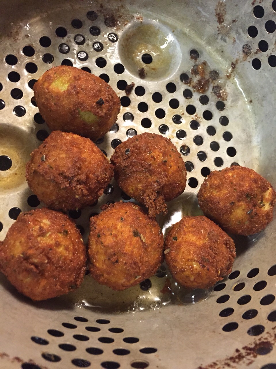 Check after 1 minute. Fry until a nice golden brown. Usually only a minute or two at the most. 