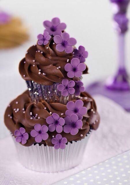Yummy Flower Cupcakes 