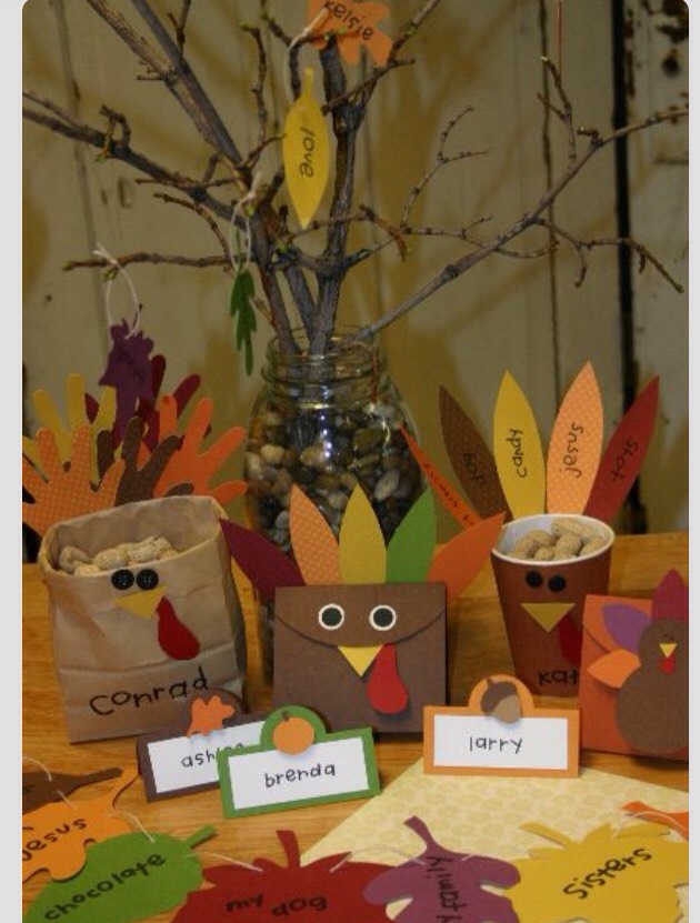 Cool Thanksgiving Crafts!