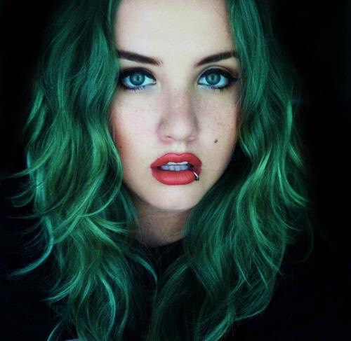 (Warning not many people can pull off green hair) Green looks best with medium/fare skin tones!