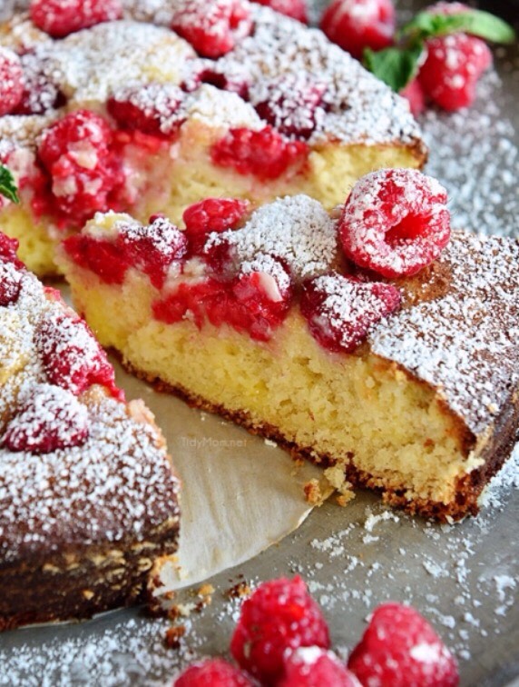 Lemon raspberry coffee cake 