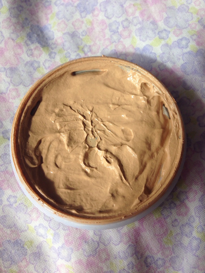 This is how mine turned out. I didn't have any other container but a squeeze one would be better like an old foundation one but it doesn't really matter. It gives really good coverage for a natural look, i am happy with mine. Please like !  