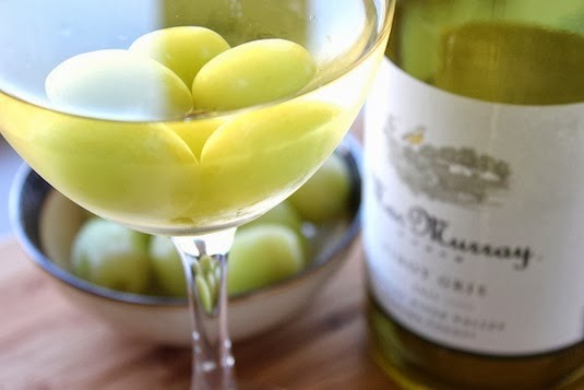 Tasty And Satisfying Way To Keep Your Wine Cold 🍷🍇