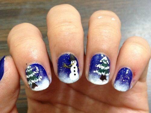 Christmas Tree Nails Idea 