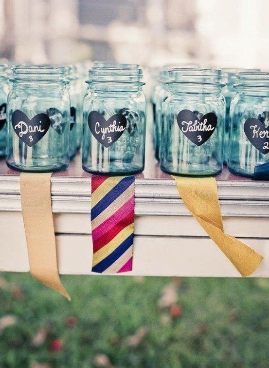 Use a Stencil and Chalkboard Paint to Customize Mason Jars