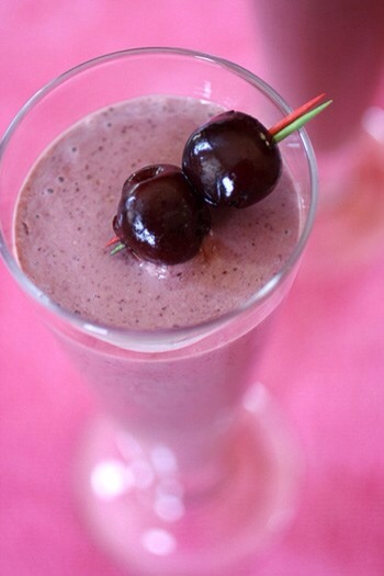 2.

This green drink looks red because of the cherries, but actually contains kale. Kale is a dark leafy green and is very detoxifying to the body. It contains sulfur for liver detox, vitamin c for hydrating and replenishing, and fiber for detoxifying your digestive system.