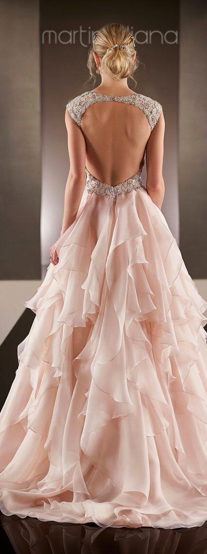 Beautiful Dresses✅