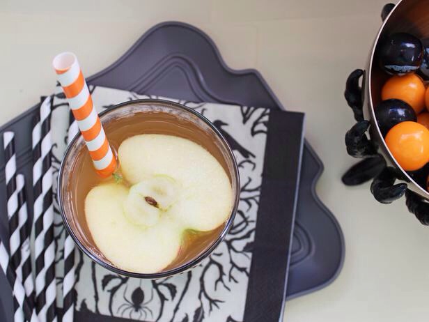Pumpkin Spice Halloween Punch Recipe