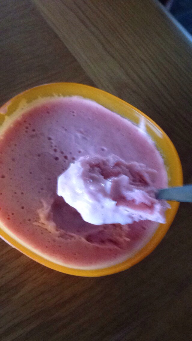When you get past the top layer your left with a delicious strawberry frozen yogurt 