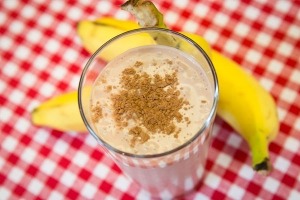 ENERGY BOOSTING SMOOTHIE 
This smoothie is more than just a delicious drink. Take a sip and revitalize your energy level. At under 250 calories, this refreshing blend is the perfect way to start off your day.