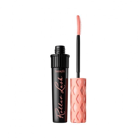 ROLLER LASH 
by: benefit cosmetics 
Available at: Ulta
Amazinggg product:) extends and separates lashes while they become long, slick, beautiful and natural 🍬