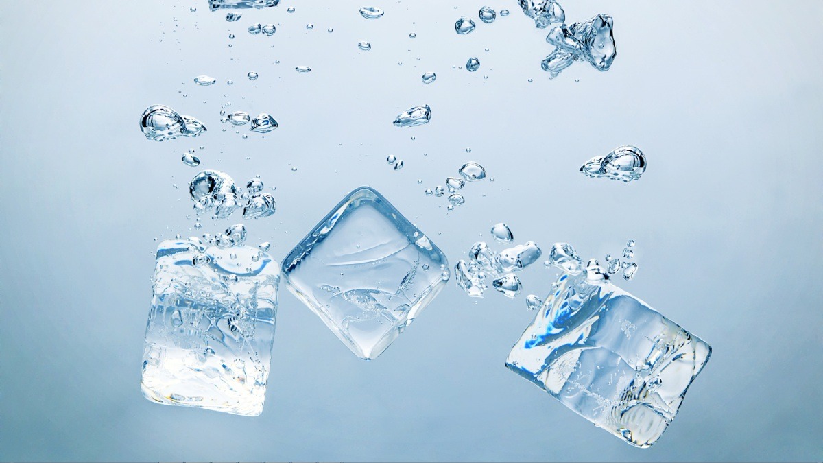Showering in cool/cold water can help close pores and burn calories