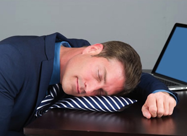 #18	 An inflatable pillow tie.