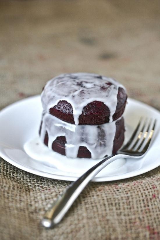Red Velvet Cake 

http://www.epicurious.com/recipes/food/views/red-velvet-mug-cake-51206050 
