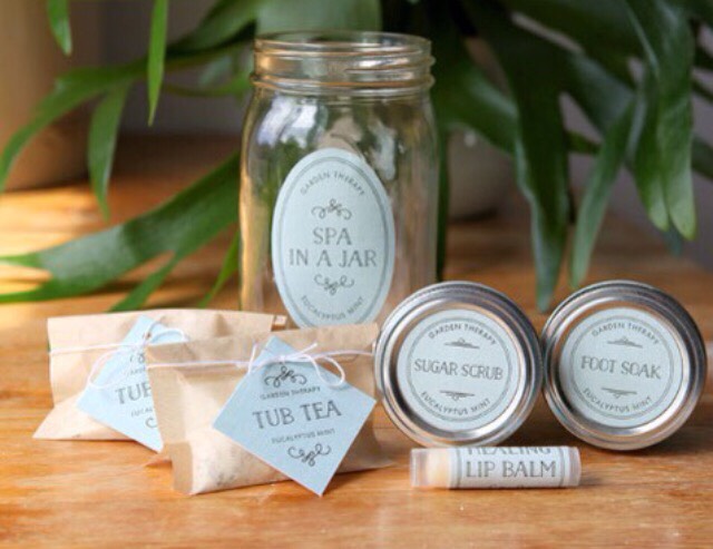 Simple Christmas Gifts