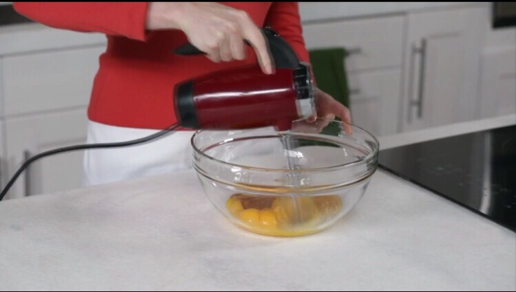 Preparation
Active 20 m
Ready In 2 h
Preheat oven to 350 °F. Coat a 9-inch springform pan with cooking spray. Line the bottom with parchment paper and spray the paper.Process whole almonds in a food processor or blender until finely ground (you will have about 1 3/4 cups ground).
