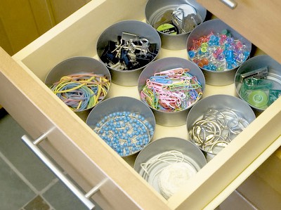 Use tuna cans to organize office supplies, or small craft items. (Just make sure you wash them out really well or this drawer will become the new favorite hangout for your cat!) I can’t believe how good they look! They’re TUNA cans!:-)