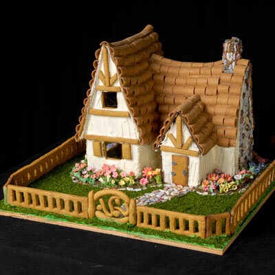 AMAZING Gingerbread Houses! 