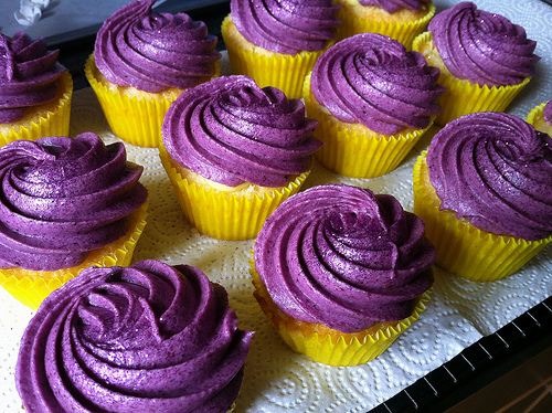Pretty And Unique Cupcakes 