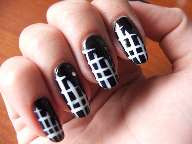 Simple Nail Art