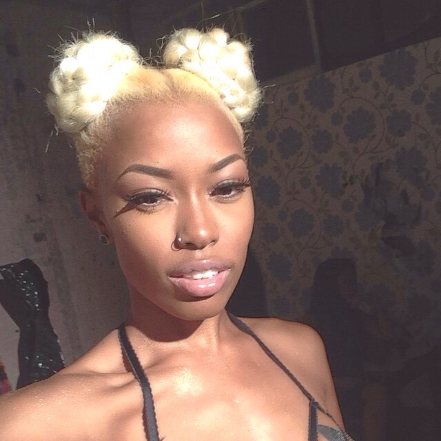 Dyed Hair on Dark Skin Girls / Colored Hair on Darker Skin
