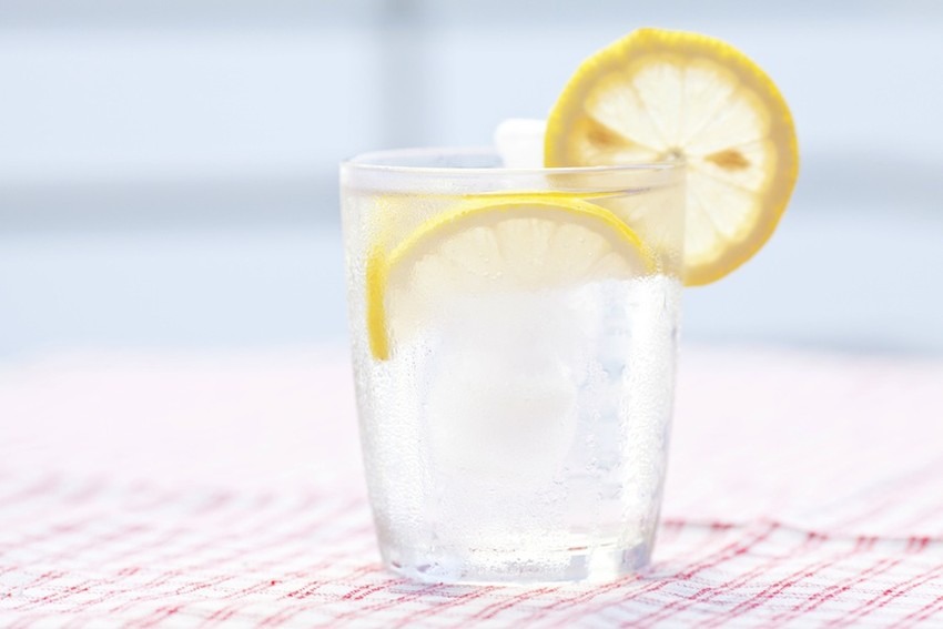 4. Lemon water aids digestion 