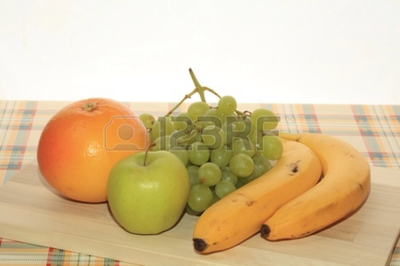 ✎to sleep faster eat bananas and green grapes. __ 