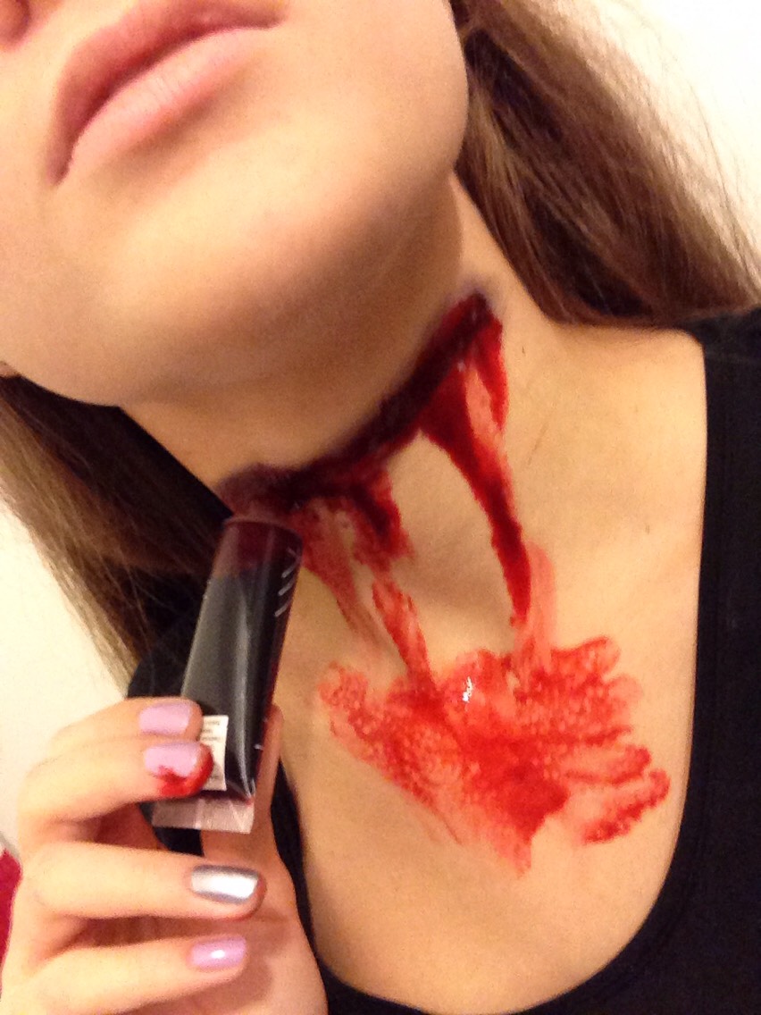 Apply it on the line and let it drip and you can also smear over your chest area if you want. If you're wearing something that you don't plan on wearing in the future, you can even apply or let the blood drip on your clothes. It's art - it doesn't have to look exactly like mine so have fun with it!