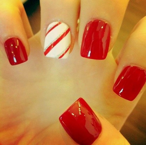 Holiday-inspired Nail Art 🎄🎅🎁