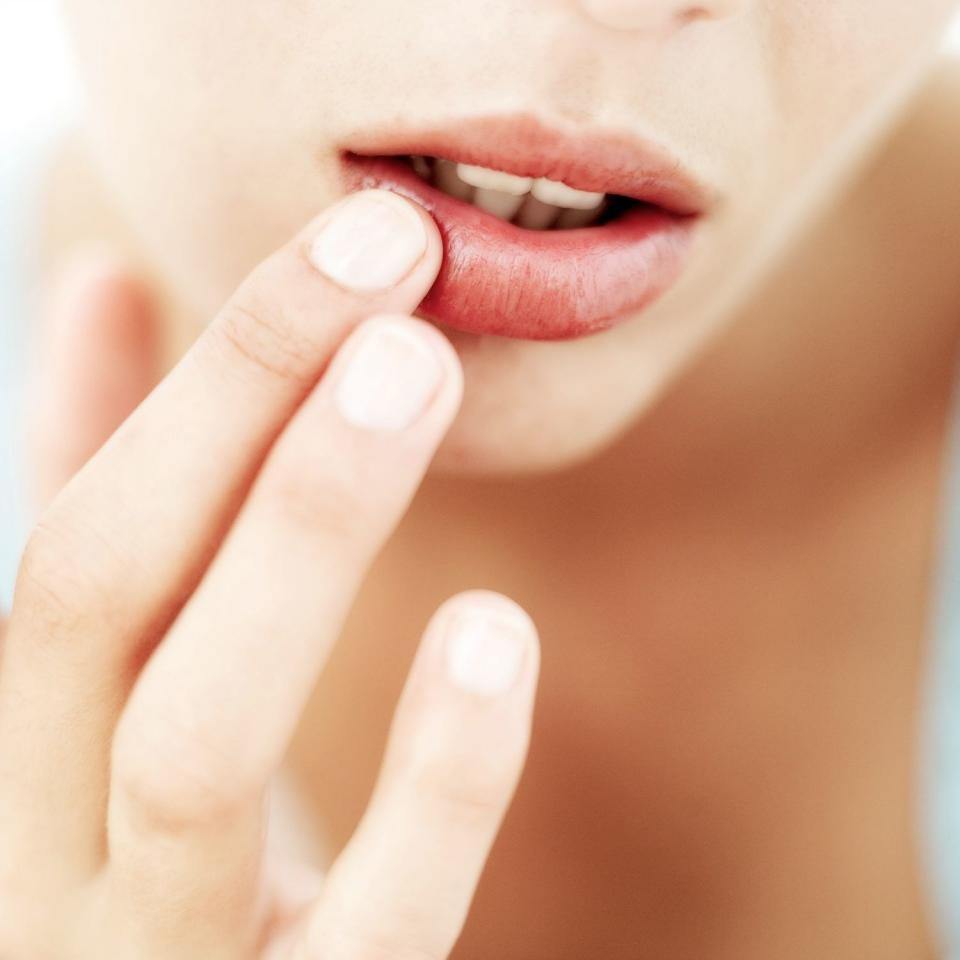 Although it certainly gives the appearance of hydrated skin, there are zero ingredients in petroleum jelly that actually nourishes the skin.