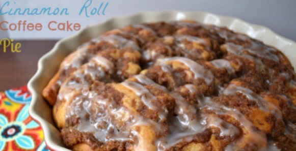 Cinnamon roll coffee cake pie