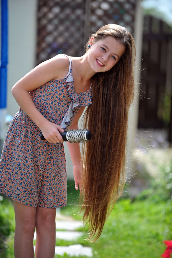 Egg Yoke Can Grow Your Hair And Make It Smooth And Shinny 