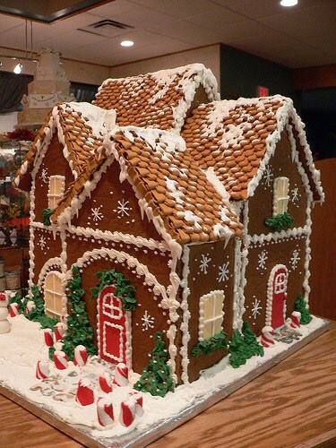 AMAZING Gingerbread Houses! 