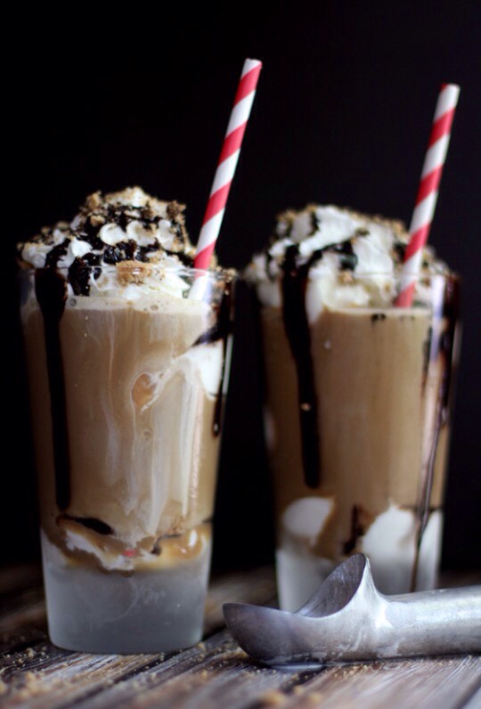 Chocolate chip cookie mocha float