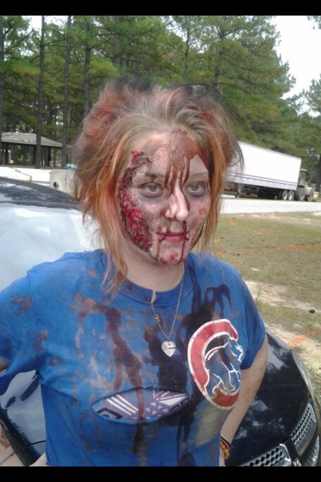 How To Do Zombie Make Up