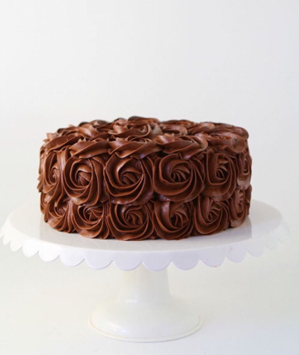 Whipped Chocolate Buttercream Frosting. 🎂