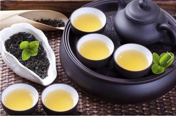 Green tea: Is another substance that can be added to the diet that can increase the metabolic rate. Green tea has EGCG in its composition. This substance helps to increase the body and the rate that the nervous system functions. It in turn increases the metabolism.