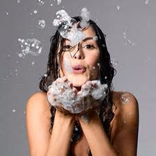 The Right Way To Wash Your Hair 