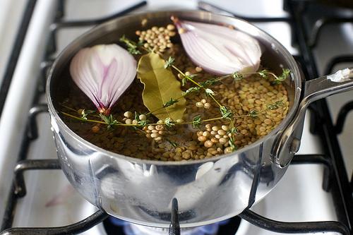 Cook lentils: Pick over and rinse lentils. Place them in a small/medium saucepan with the halved shallot, thyme branches, bay leaf, some salt and 4 cups of water. Simmer the lentils over medium heat for 25 to 30 minutes, until firm-tender. Drain (discarding shallot, thyme and bay leaf) and keep warm