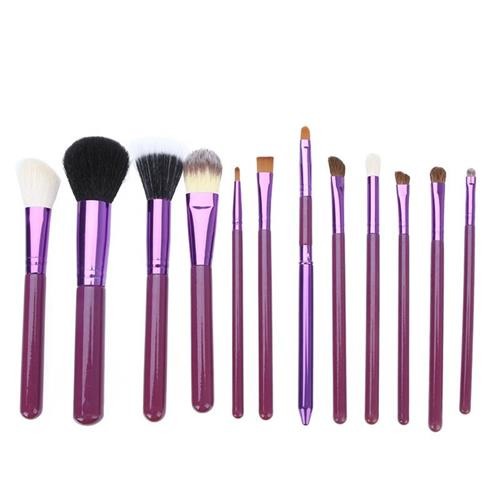 Sets of good quality makeup brushes for less than £10 💸 Sold on amazon and sometimes ebay💄