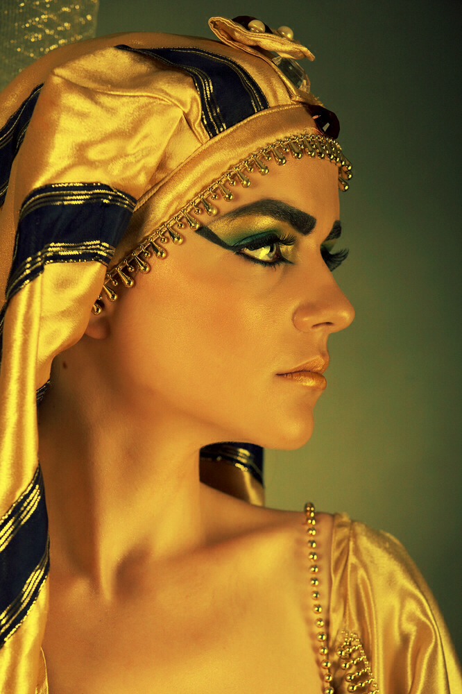 Cleopatra and other ancient Egyptians used olive oil to keep skin smooth and attractive looking. 